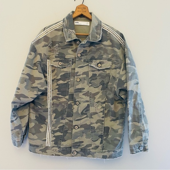 Zara Camo Denim Utility Distressed Oversized Jacket with Sequins Small Unisex - Picture 3 of 10